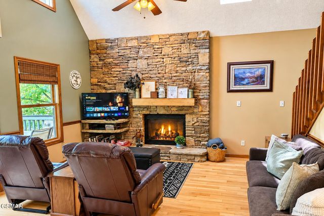310 Greenwood Way, Pigeon Forge, TN 37863
