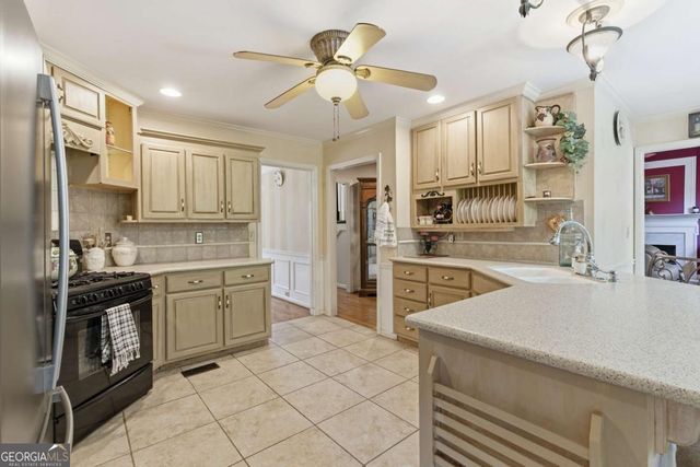 591 Delphinium Boulevard NW, Acworth, GA 30102