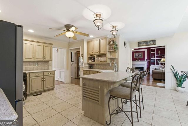 591 Delphinium Boulevard NW, Acworth, GA 30102