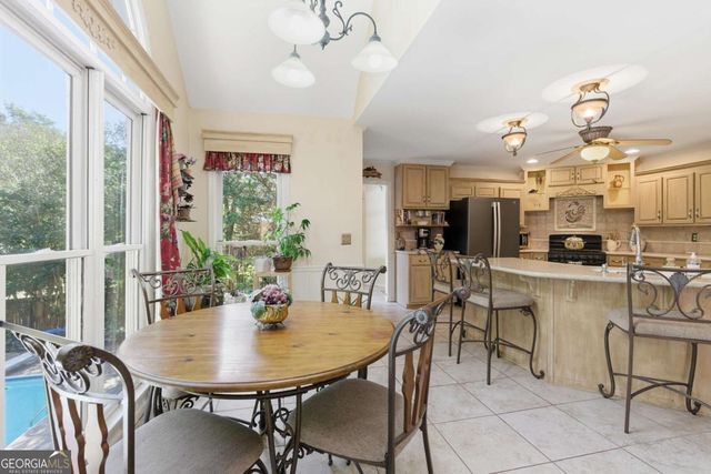 591 Delphinium Boulevard NW, Acworth, GA 30102