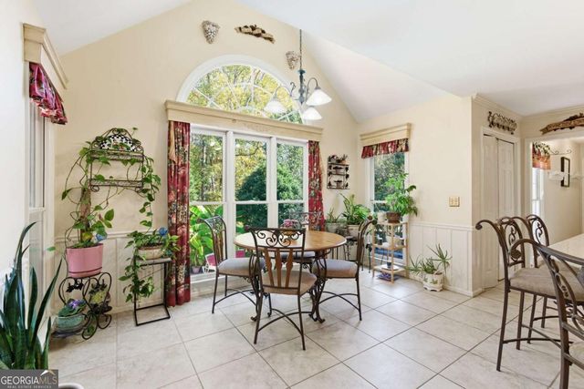 591 Delphinium Boulevard NW, Acworth, GA 30102