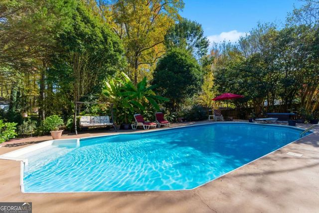 591 Delphinium Boulevard NW, Acworth, GA 30102