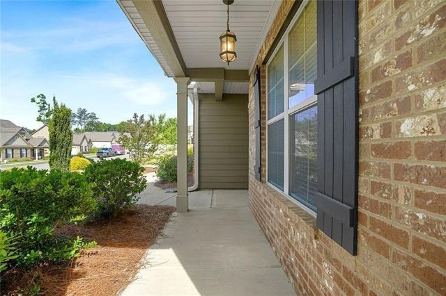 1040 Towne Mill Crossing, Canton, GA 30114