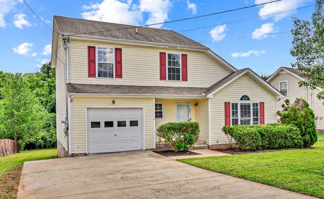1445 Buchanon Dr, Clarksville, TN 37042