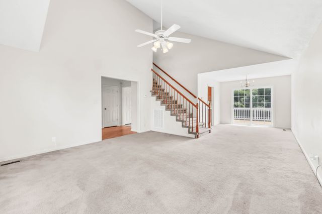 1445 Buchanon Dr, Clarksville, TN 37042