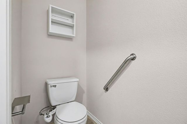 2004 Rockland DR, Austin, TX 78748