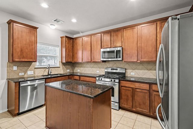 2004 Rockland DR, Austin, TX 78748