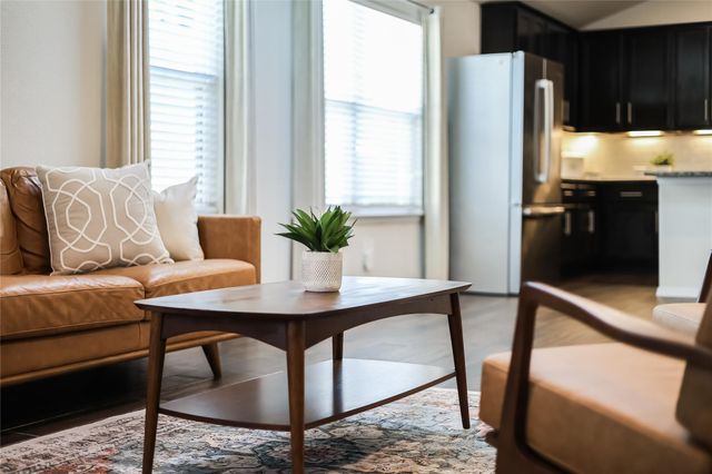 20700 Deep Creek, Lago Vista, TX 78645