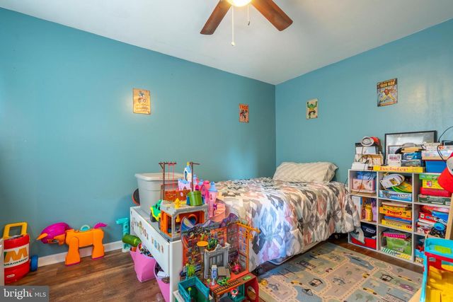 113 REDWOOD DR, Quakertown, PA 18951
