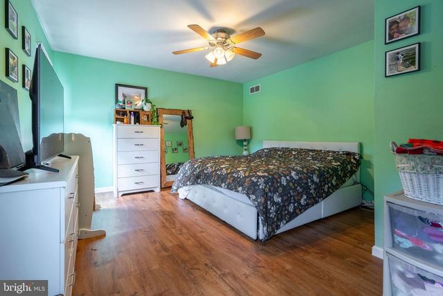 113 REDWOOD DR, Quakertown, PA 18951