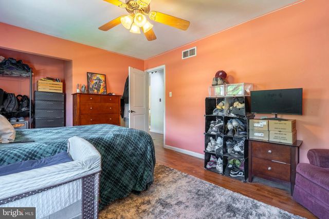 113 REDWOOD DR, Quakertown, PA 18951