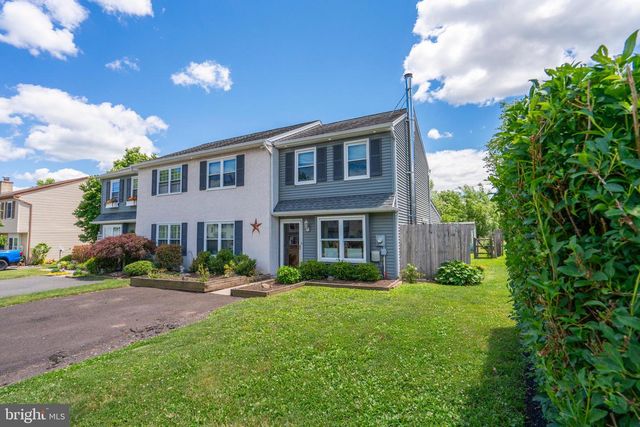 113 REDWOOD DR, Quakertown, PA 18951