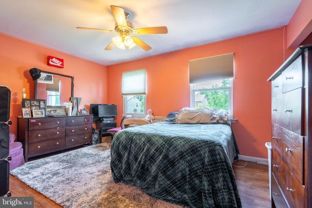 113 REDWOOD DR, Quakertown, PA 18951