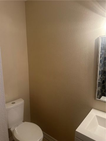 627 W Richard Ave, Kingsville, TX 78363