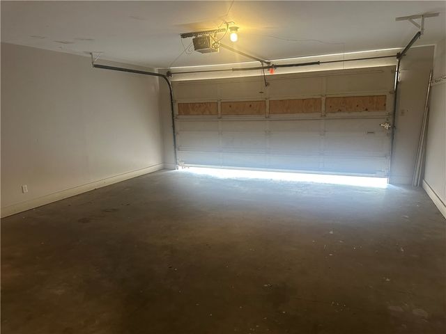 627 W Richard Ave, Kingsville, TX 78363