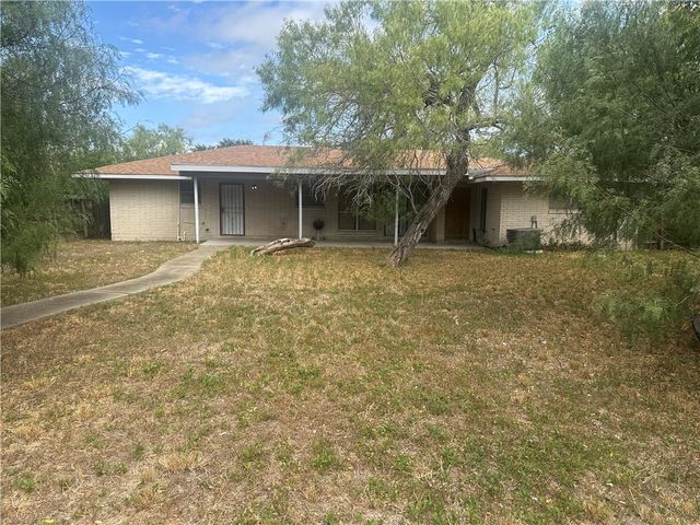 627 W Richard Ave, Kingsville, TX 78363