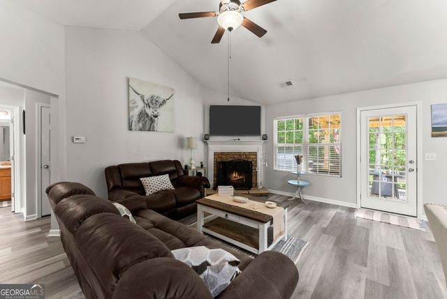 121 Mill Creek Cove, Dawsonville, GA 30534