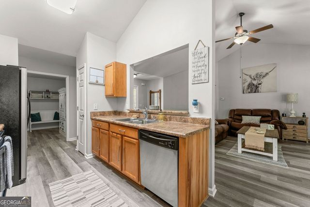 121 Mill Creek Cove, Dawsonville, GA 30534