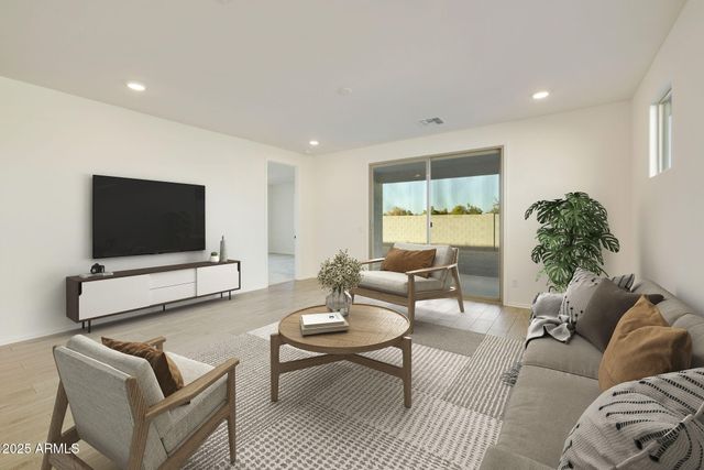 4948 W CAPISTRANO Avenue, Laveen, AZ 85339