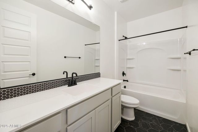 4948 W CAPISTRANO Avenue, Laveen, AZ 85339