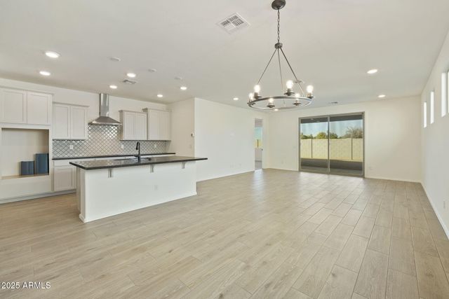 4948 W CAPISTRANO Avenue, Laveen, AZ 85339