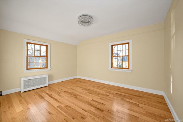 85-11 Eton Street, Jamaica Estates, NY 11432