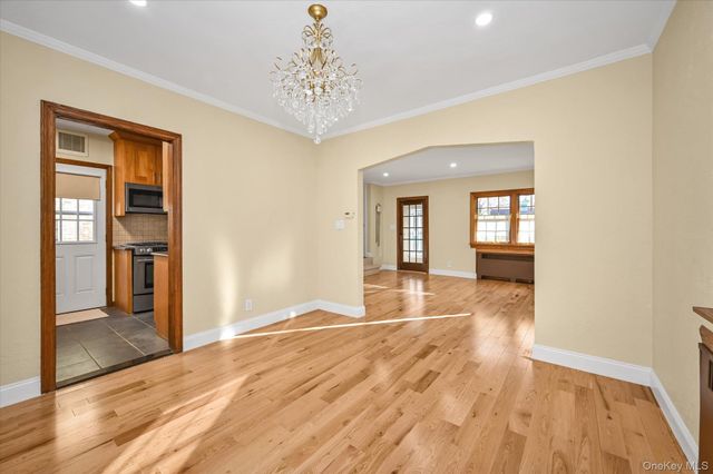 85-11 Eton Street, Jamaica Estates, NY 11432