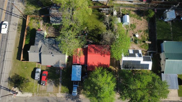 205 Graham Avenue, Bonham, TX 75418