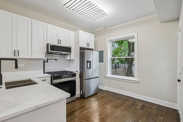 1615 S Trumbull Avenue, Chicago, IL 60623