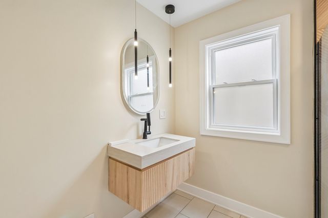 1615 S Trumbull Avenue, Chicago, IL 60623