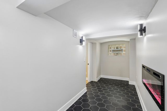 1615 S Trumbull Avenue, Chicago, IL 60623