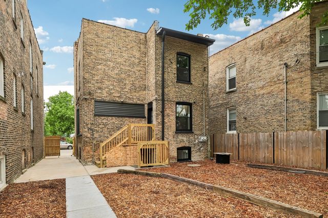 1615 S Trumbull Avenue, Chicago, IL 60623