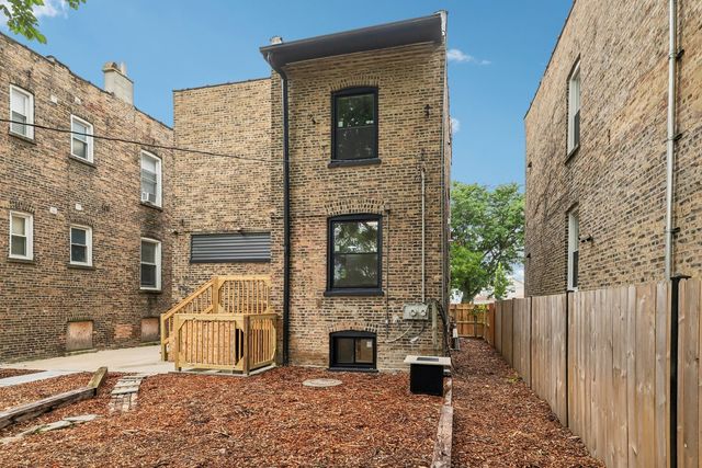 1615 S Trumbull Avenue, Chicago, IL 60623
