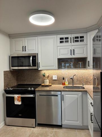 3301 NE 32ND Avenue 403, Fort Lauderdale, FL 33308