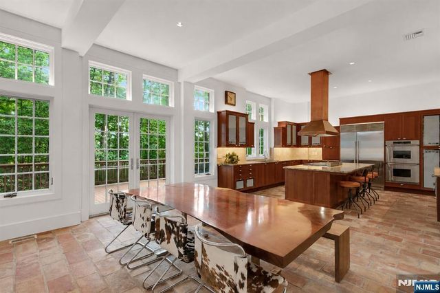 7 Charney Place, Alpine, NJ 07620