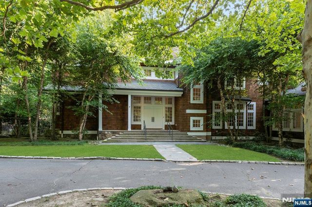 7 Charney Place, Alpine, NJ 07620