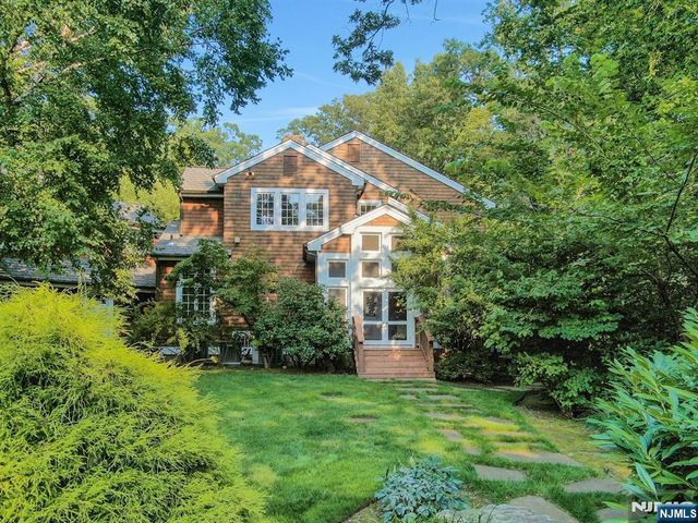 7 Charney Place, Alpine, NJ 07620