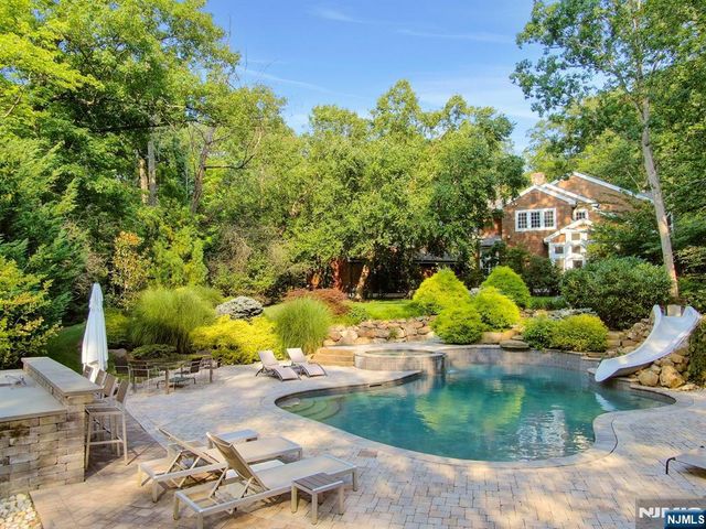 7 Charney Place, Alpine, NJ 07620