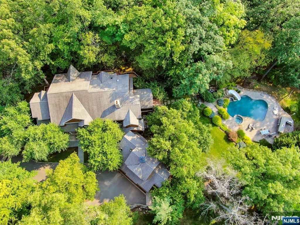 7 Charney Place, Alpine, NJ 07620