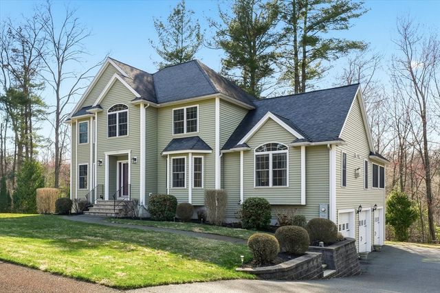 10 Rolling Meadows, Haverhill, MA 01832