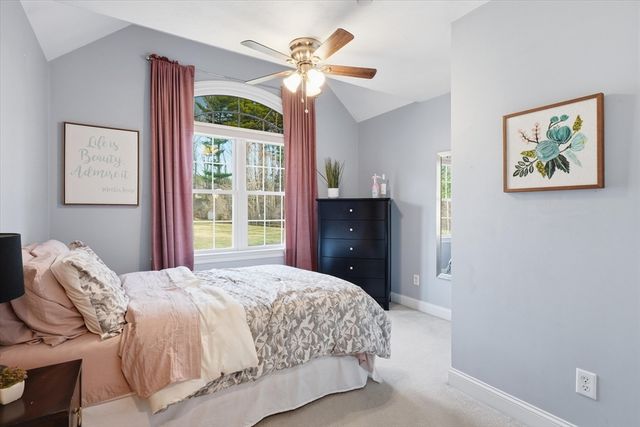 10 Rolling Meadows, Haverhill, MA 01832