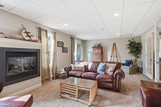 10 Rolling Meadows, Haverhill, MA 01832