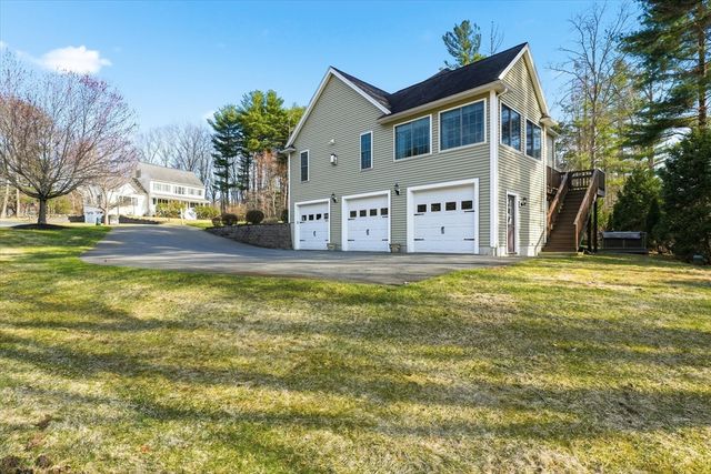 10 Rolling Meadows, Haverhill, MA 01832
