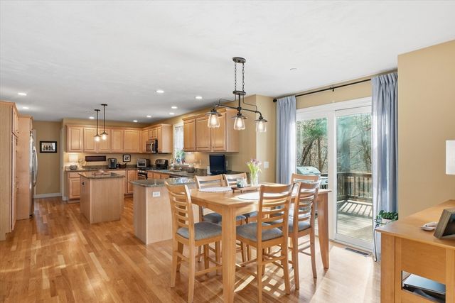 10 Rolling Meadows, Haverhill, MA 01832