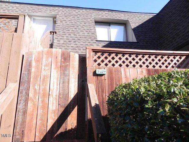340 Summerwalk Circle, Chapel Hill, NC 27517