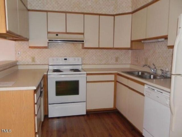 340 Summerwalk Circle, Chapel Hill, NC 27517