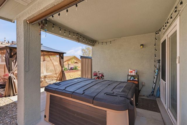 373 Playful Meadows Drive NE, Rio Rancho, NM 87144