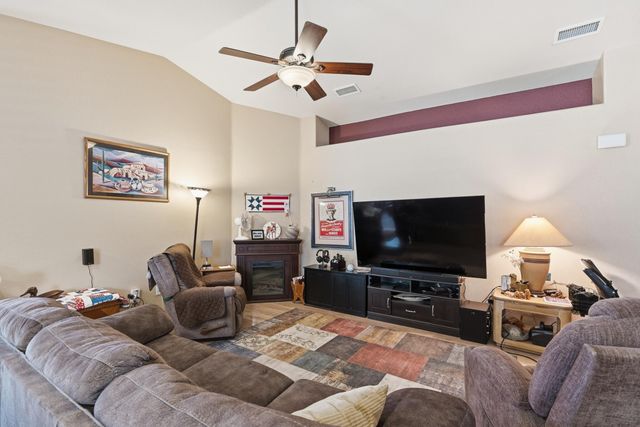 373 Playful Meadows Drive NE, Rio Rancho, NM 87144