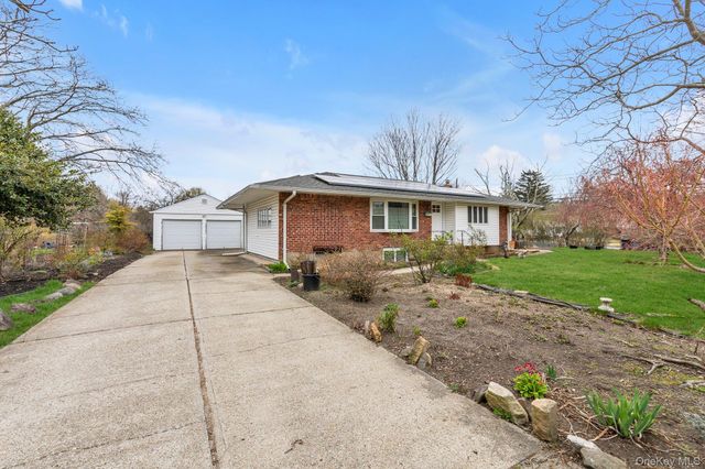 1521 Pine Acres Boulevard, Bay Shore, NY 11706