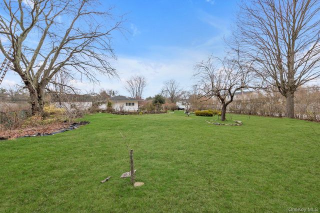1521 Pine Acres Boulevard, Bay Shore, NY 11706